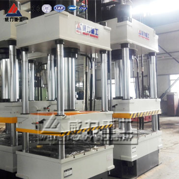 三梁四柱液壓機(jī)模具價(jià)格是多少？