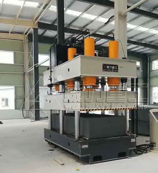 復(fù)合材料保溫板成型液壓機(jī)(三梁八柱液壓機(jī))