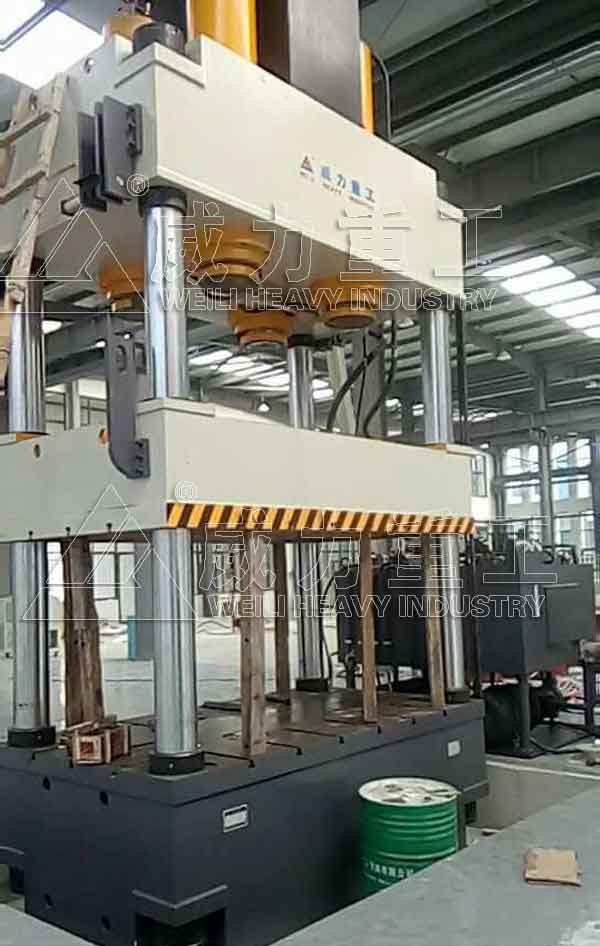 2000噸熱模鍛液壓機(jī)