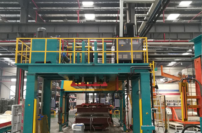 汽車內(nèi)飾件液壓機(jī)使用現(xiàn)場(chǎng)