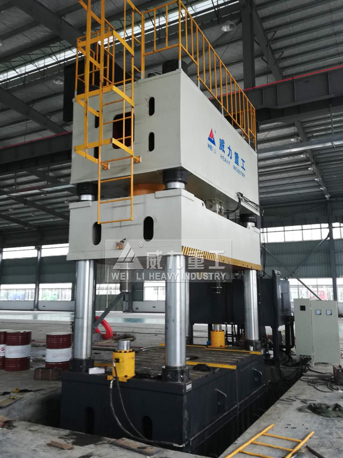 2000噸汽車保險杠液壓機(jī)