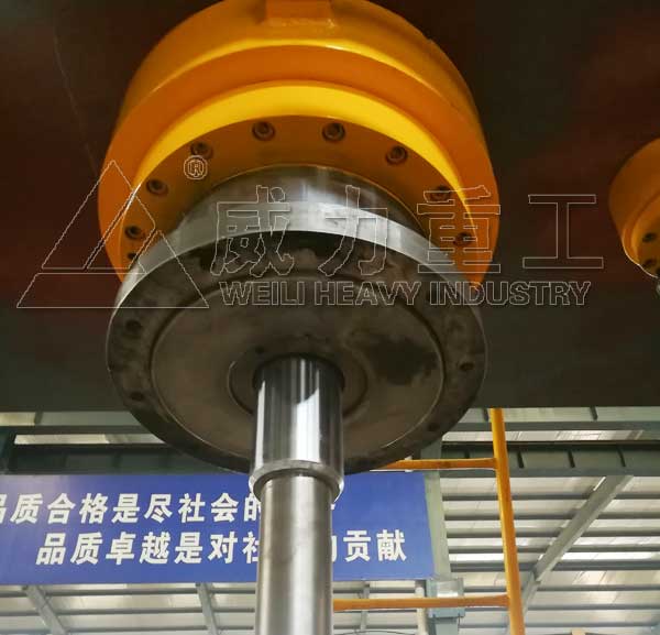 龍門(mén)圓鋼校直液壓機(jī)