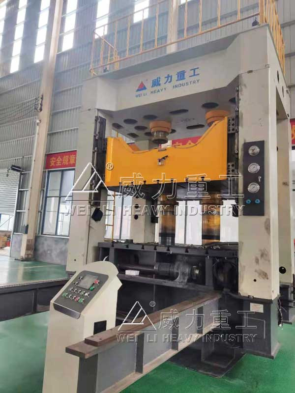 315噸伺服框架式液壓機(jī)