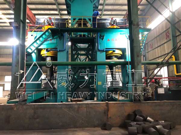 1600噸框架式粒子鋼熱壓成型液壓機(jī)