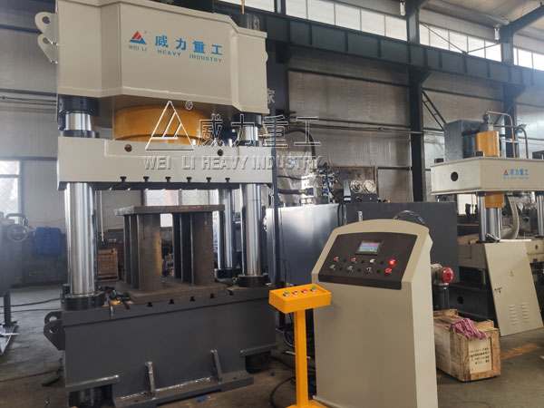 800噸壓力機(jī)