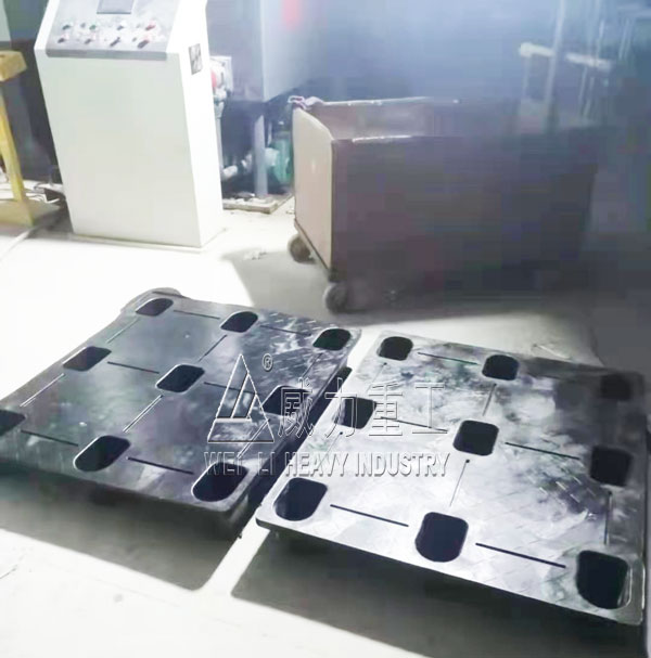 壓制成型復(fù)合材料托盤