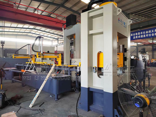 400噸框架式液壓機(jī)配錨桿托盤自動化生產(chǎn)線