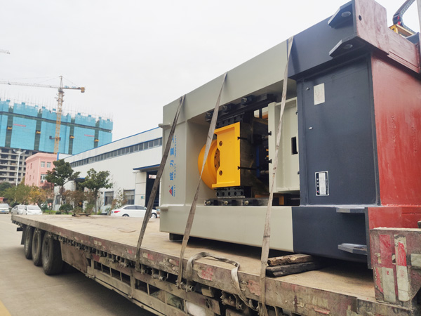 400噸框架式液壓機(jī)整機(jī)發(fā)貨