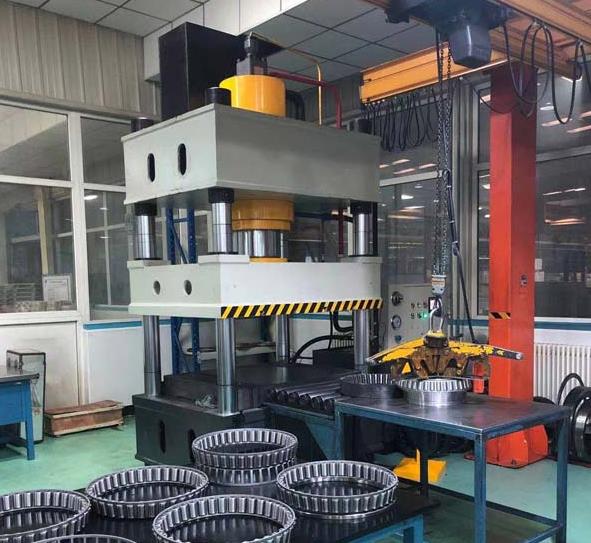 400噸軸承壓裝液壓機(jī)